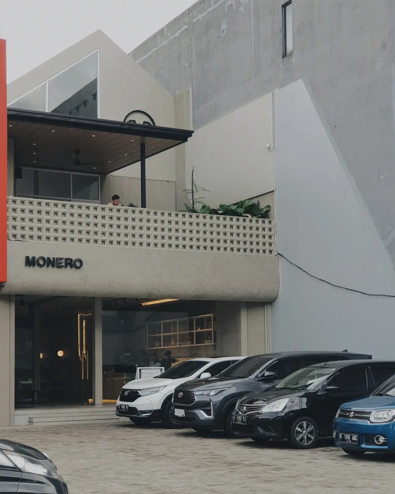 Galeri Design Monero Cafe Bogor 2